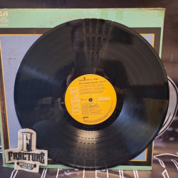 ELVIS PRESLEY – ELVIS' GOLDEN RECORDS, VOL. 3 VINYL