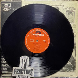 OSCAR CHÁVEZ – LATINOAMERICA CANTA VINYL