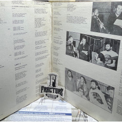 OSCAR CHÁVEZ – LATINOAMERICA CANTA VOL. 4 ARGENTINA VINYL