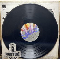 ALBERTO VÁZQUEZ – ROCK Y BALADAS CON ALBERTO VÁZQUEZ VINYL