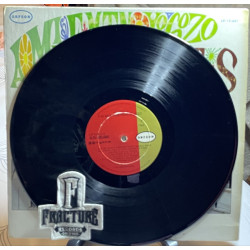 LOS DIFERENTES – A MI ME MATAN PERO YO GOZO VINYL