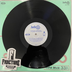 PEQUEÑA COMPAÑÍA – ...Y AL PRINCIPIO, BOLEROS VINYL