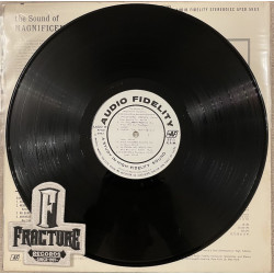 DICK DIA & HIS MANDOLIN ORCHESTRA – THE SOUND OF MAGNIFICENT MANDOLINS VINYL