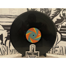 JUAN VICENTE TORREALBA – ESTAMPIDA ELECTRONICA VINYL