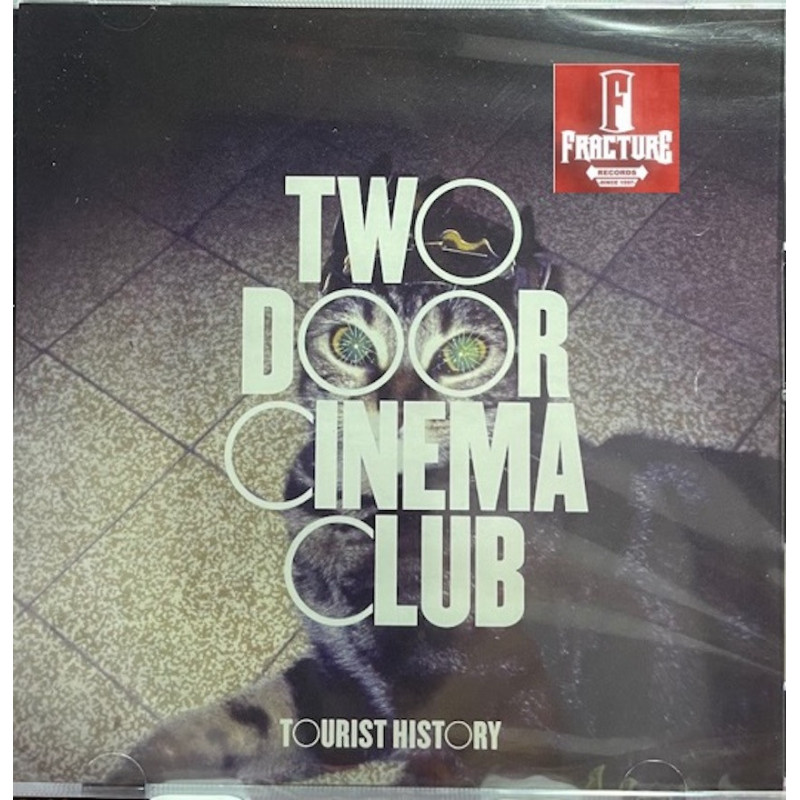 TWO DOOR CINEMA CLUB – TOURIST HISTORY CD 892038002275